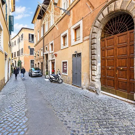 Trastevere Tiny